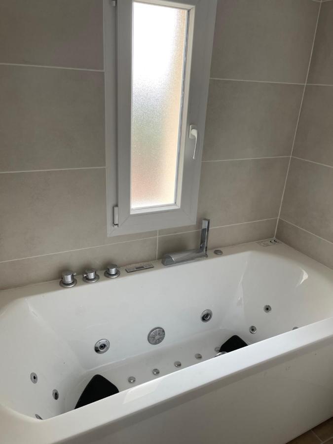 Ternay La Parenthese Balneo T2 Cosy De 40M² Avec Terrasse公寓 外观 照片